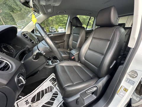 2017 Volkswagen Tiguan 2.0T Limited S 4Motion