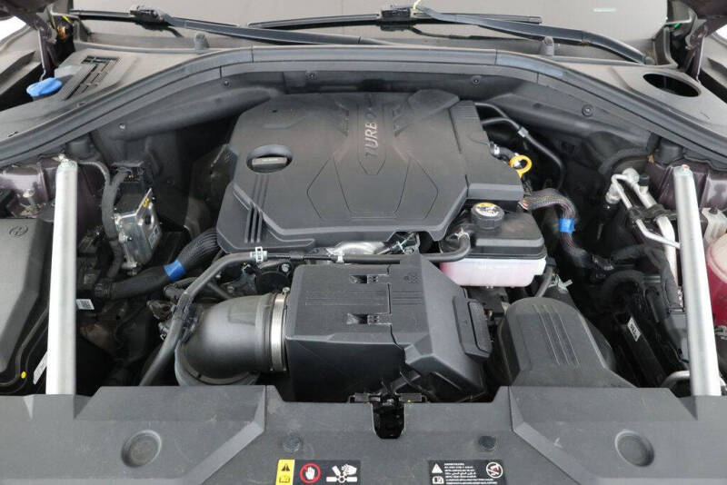 2022 Genesis GV70 2.5T Standard