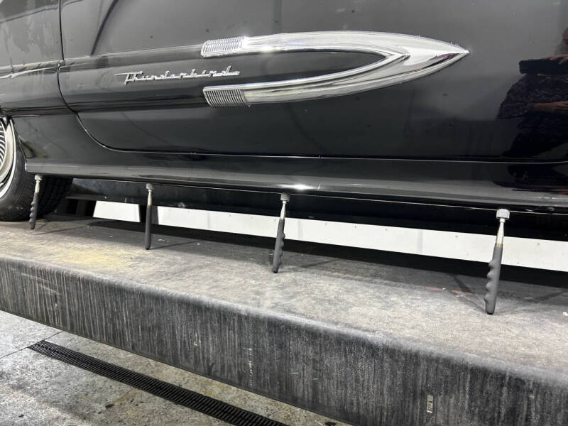 1959 Ford Thunderbird