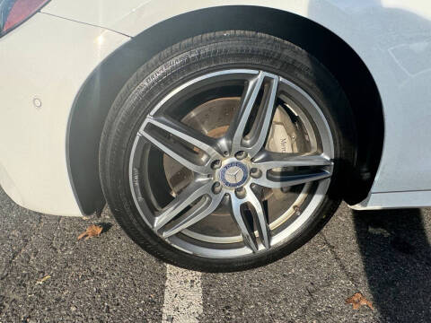 2017 Mercedes-Benz E-Class E 300 4MATIC