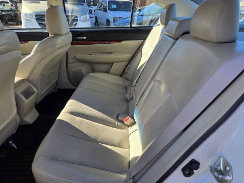 2011 Subaru Legacy 3.6R Limited