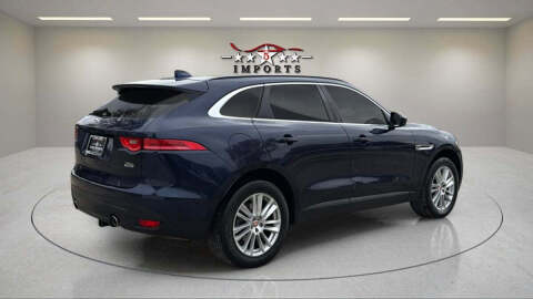 2017 Jaguar F-PACE 35t Prestige