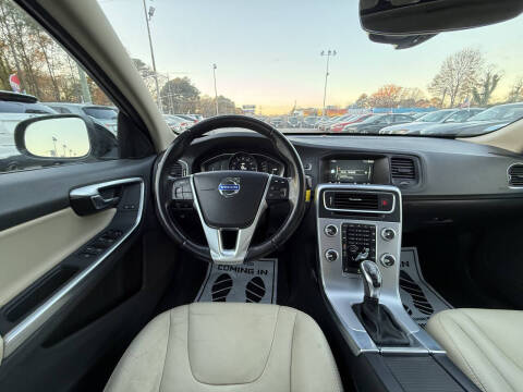 2017 Volvo S60 T5 Dynamic