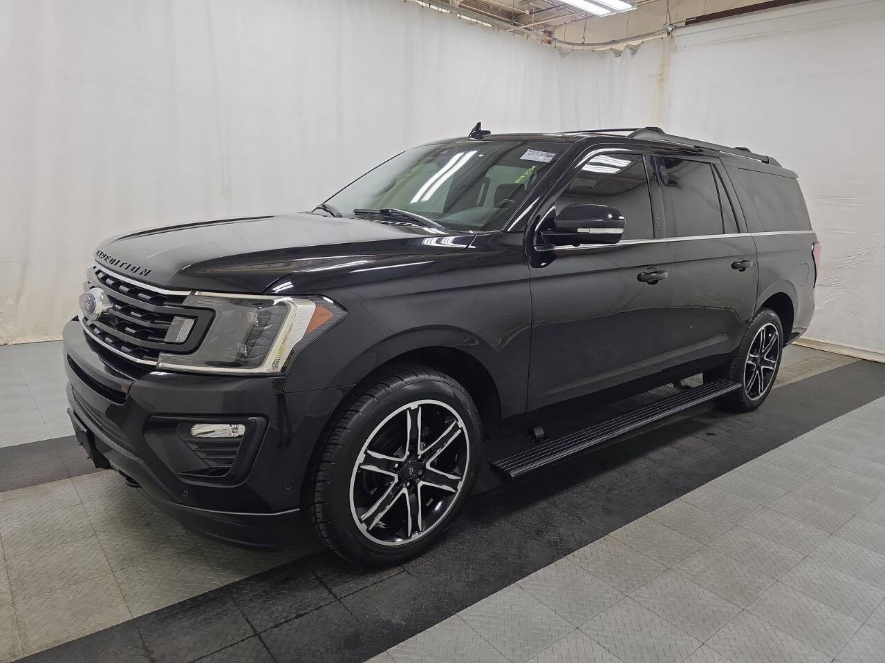 2019 Ford Expedition MAX Limited 4x4 4dr SUV's photo