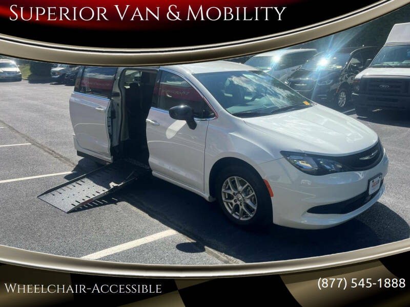 2024 Chrysler Voyager LX