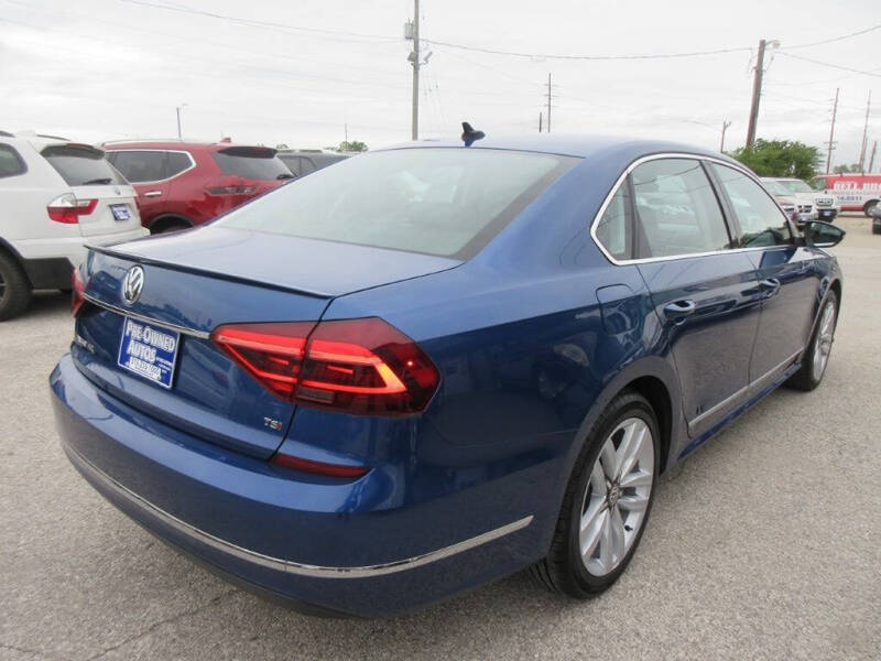 2017 Volkswagen Passat 1.8T SEL Premium