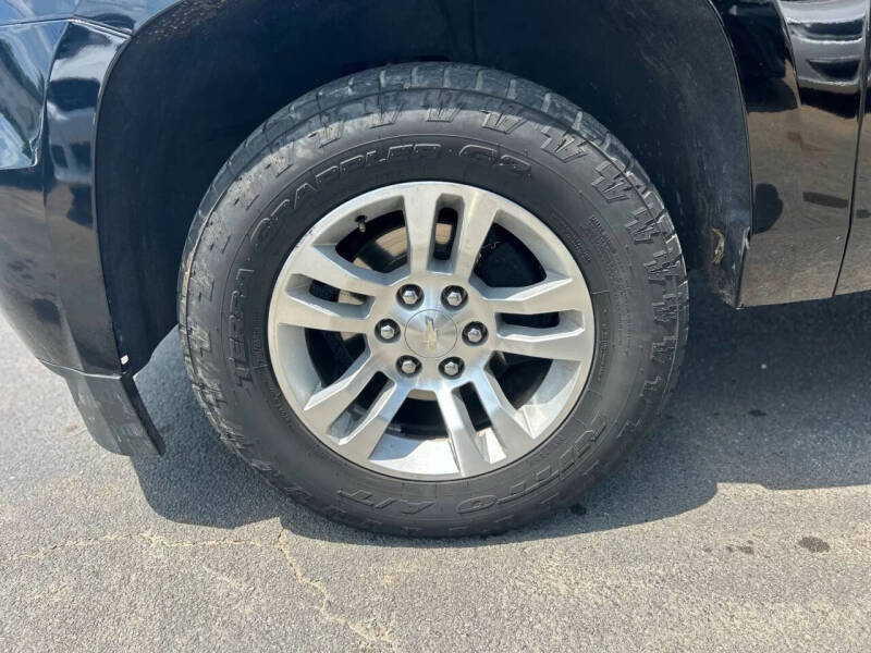 2019 Chevrolet Suburban LT