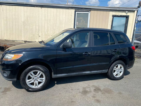 2010 Hyundai Santa Fe for sale at Debo Bros Auto Sales in Philadelphia PA