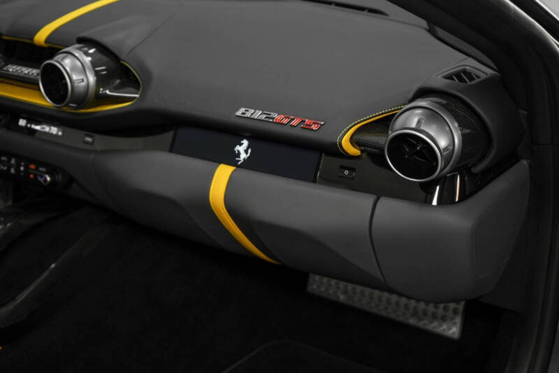 2023 Ferrari 812 GTS