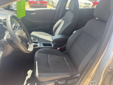 2017 Chevrolet Cruze LT Auto