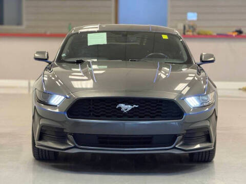 2017 Ford Mustang V6