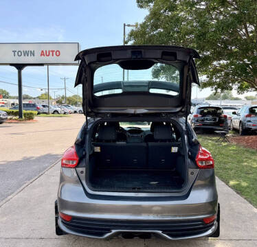 2017 Ford Focus ST