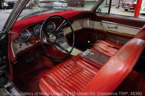 1961 Ford Thunderbird