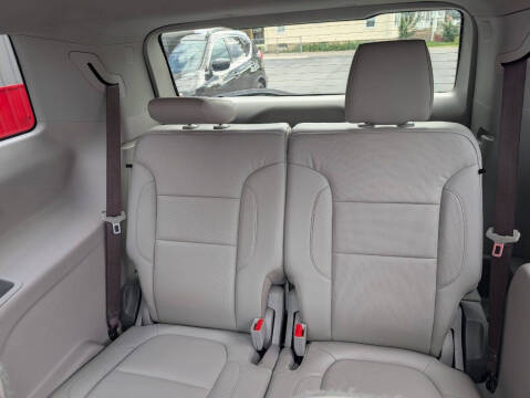 2017 GMC Acadia SLT-1