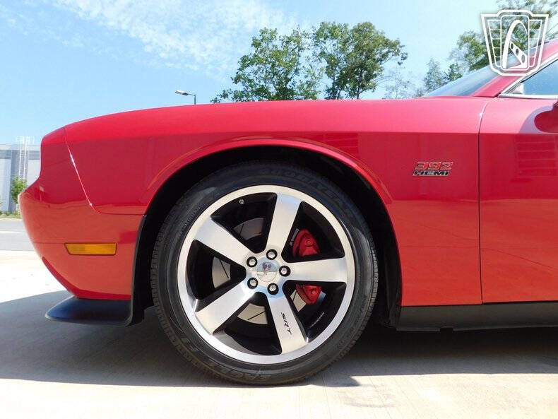 2011 Dodge Challenger SRT8 392
