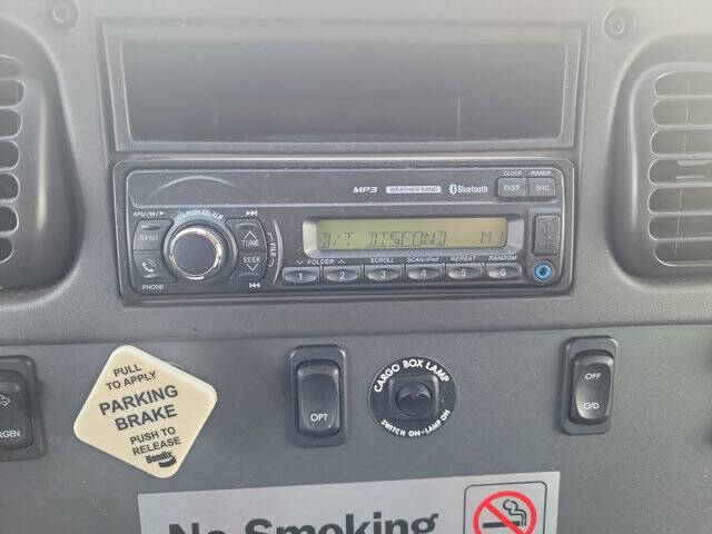 2015 Freightliner M2 106