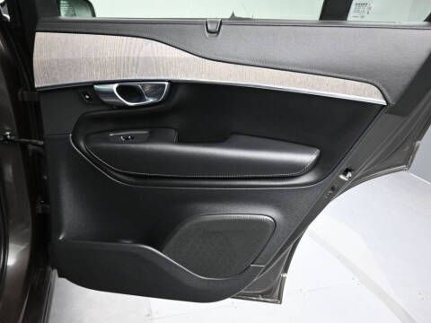 2021 Volvo XC90 T6 Inscription 6-Passenger