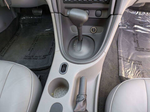 2003 Ford Mustang