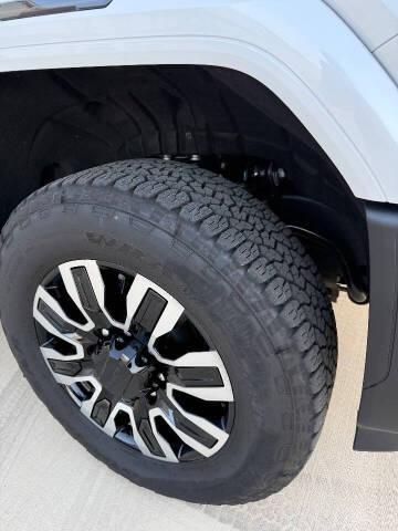 2025 GMC Sierra 2500HD Denali Ultimate