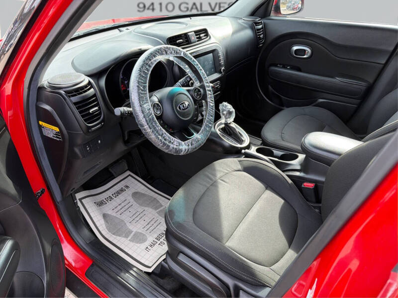 2019 Kia Soul +