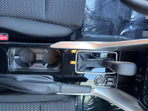 2025 Mitsubishi Eclipse Cross LE