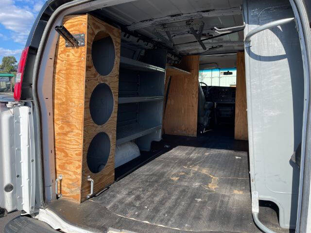 2017 Chevrolet Express 2500