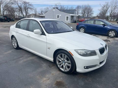 2011 BMW 3 Series for sale at HEDGES USED CARS in Carleton MI