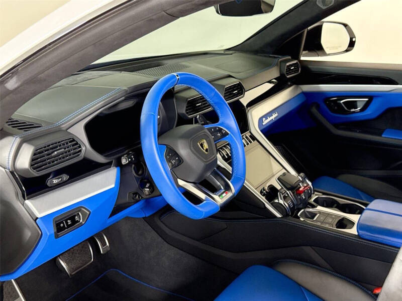 2021 Lamborghini Urus