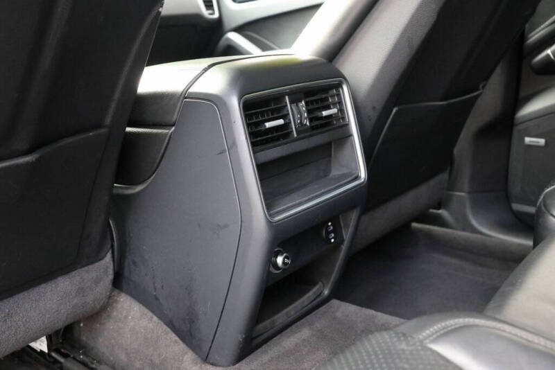 2020 Porsche Cayenne S Coupe