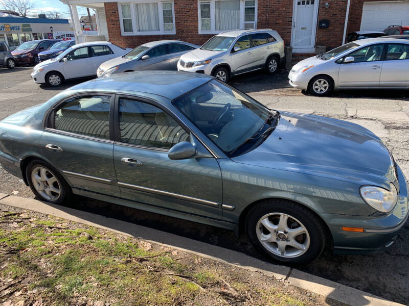 2005 Hyundai Sonata for sale at UNION AUTO SALES in Vauxhall NJ