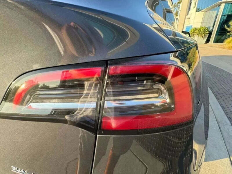 2024 Tesla Model Y Performance