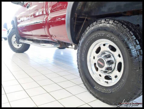2005 GMC Sierra 2500HD