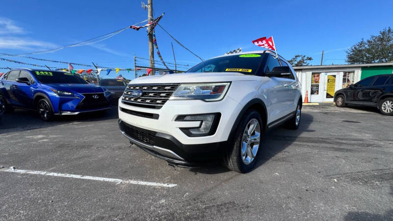 2017 Ford Explorer XLT