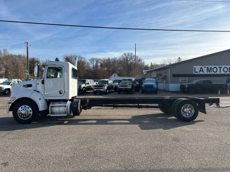 2020 Peterbilt 337