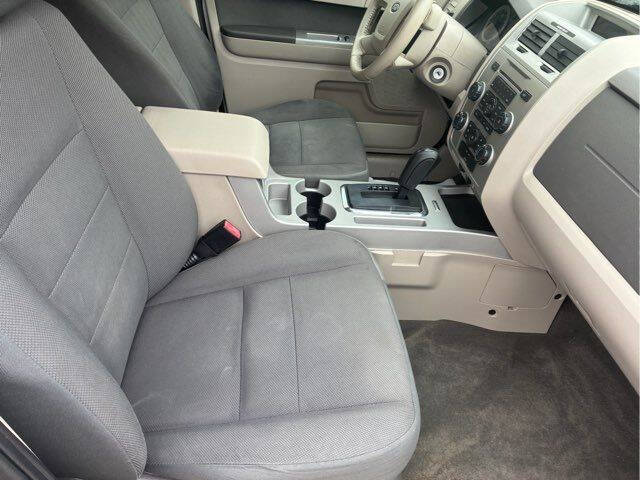 2009 Ford Escape XLT