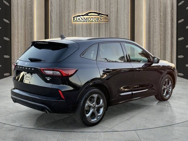 2023 Ford Escape ST-Line