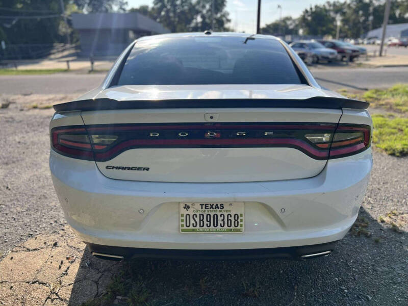 2019 Dodge Charger SXT