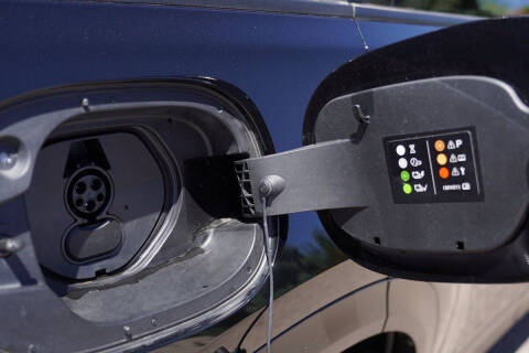 2025 Mazda CX-70 Plug-in Hybrid Premium