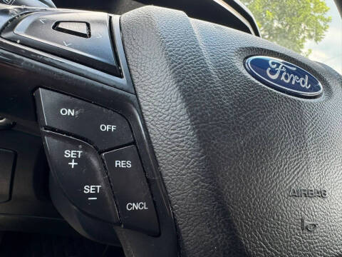 2019 Ford Edge SE