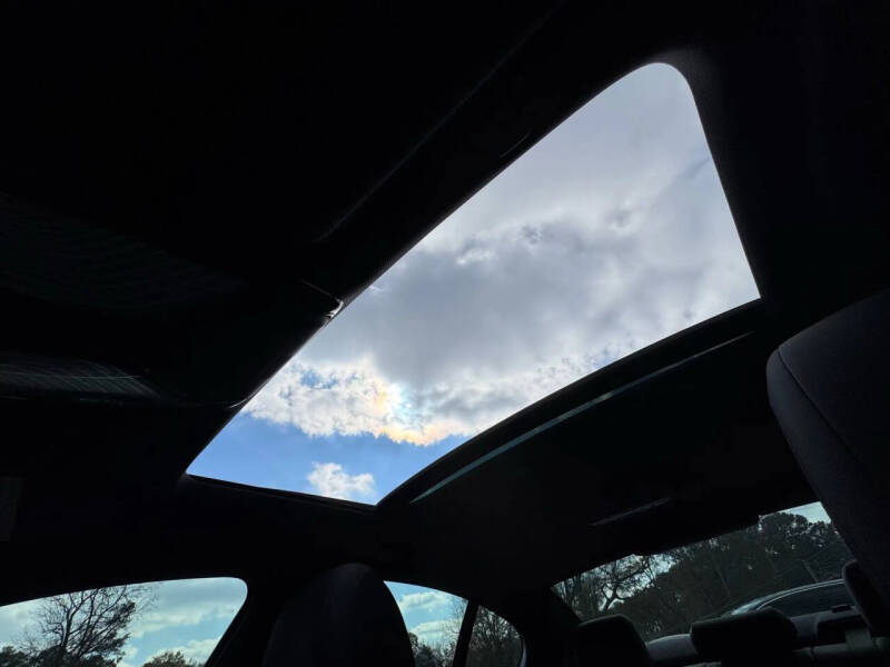 2019 BMW 5 Series 530i