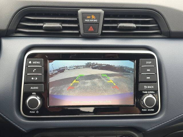 2024 Nissan Versa SV