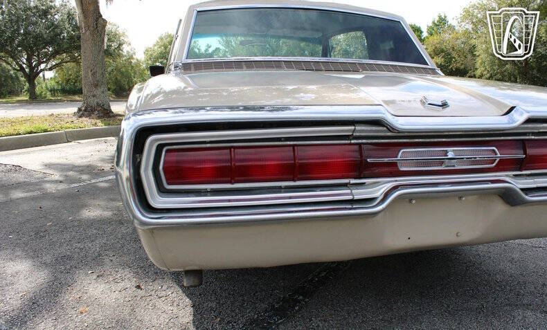 1966 Ford Thunderbird