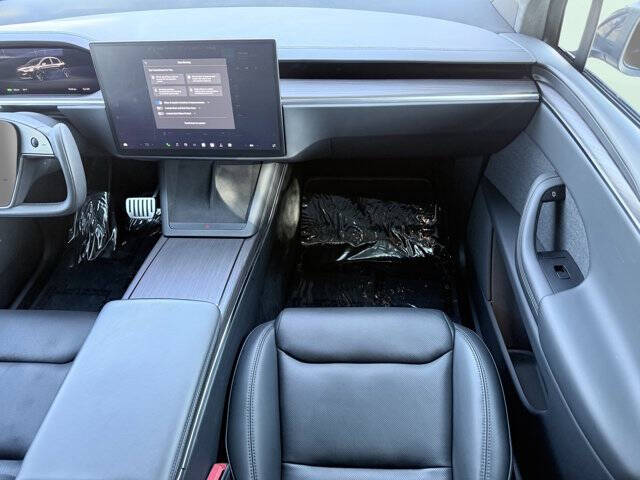 2024 Tesla Model X