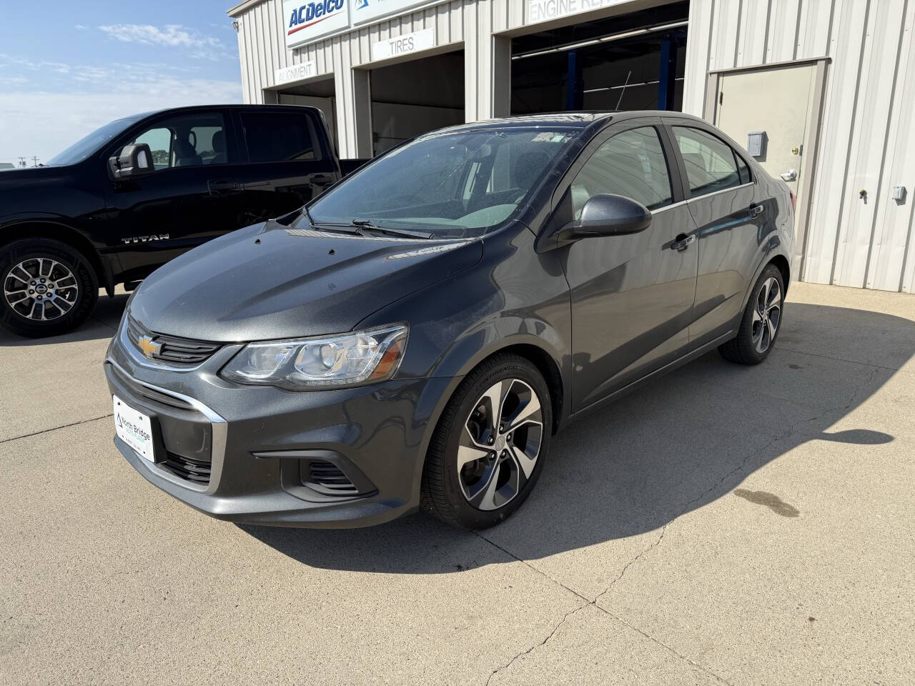 2017 Chevrolet Sonic Premier photo 3