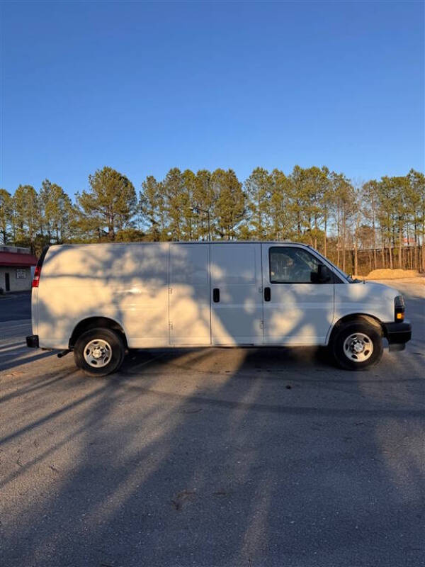 2019 Chevrolet Express 2500