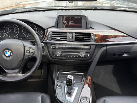 2013 BMW 3 Series 328i