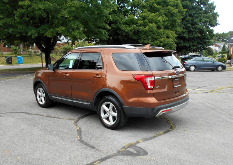 2017 Ford Explorer XLT