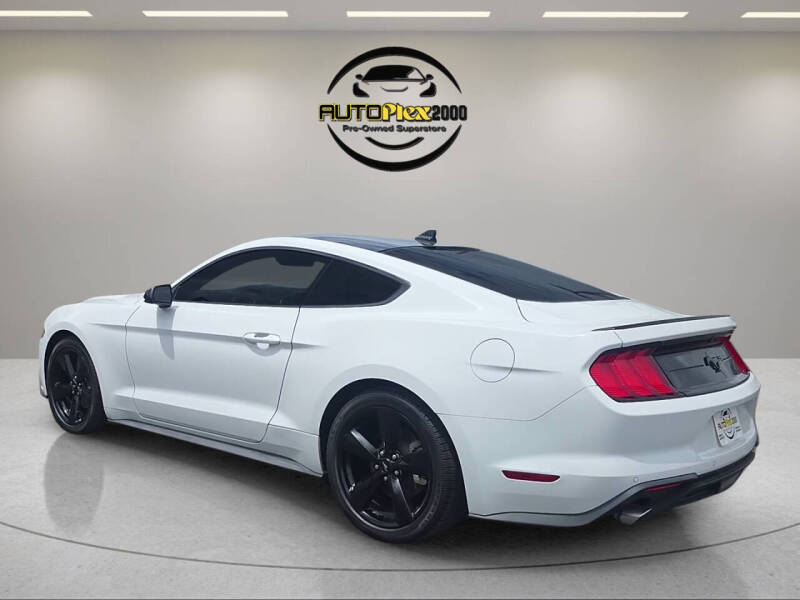 2021 Ford Mustang EcoBoost