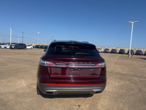 2020 Lincoln Nautilus Reserve