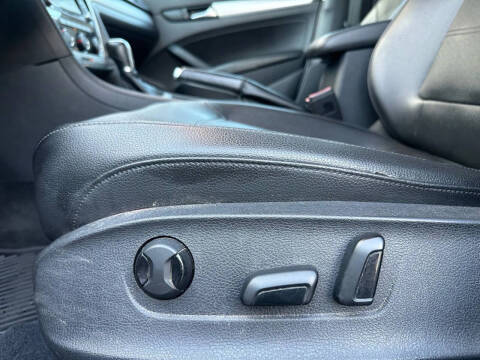 2013 Volkswagen Passat